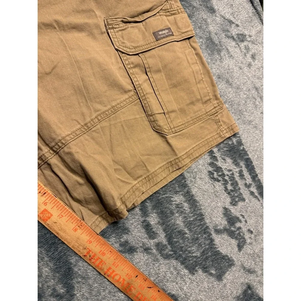 Wrangler relaxed fit